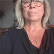 I offer flexibility in my lessons to support growth and confidence in talking, writing and understanding the English language.